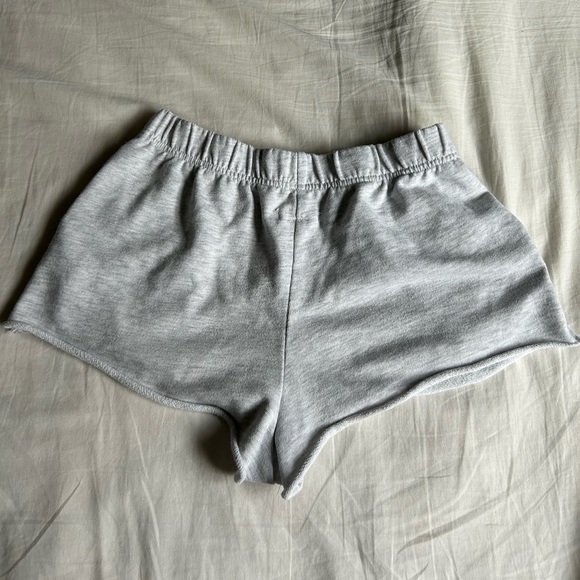Garage cut off sweat shorts - Picture 2 of 3